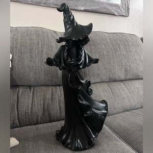 Cracker Barrel witch